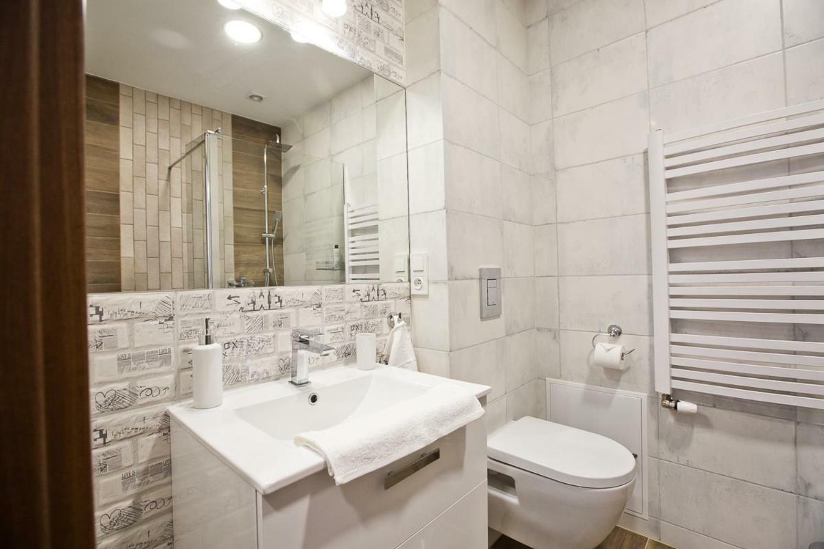 R&B Apartments Poznan Dış mekan fotoğraf